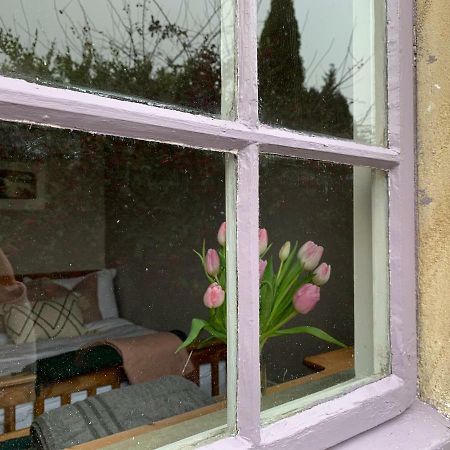 Weaver'S Cottage @ Number 10 Bradford-On-Avon المظهر الخارجي الصورة