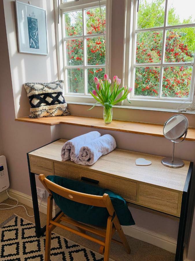 Weaver'S Cottage @ Number 10 Bradford-On-Avon المظهر الخارجي الصورة